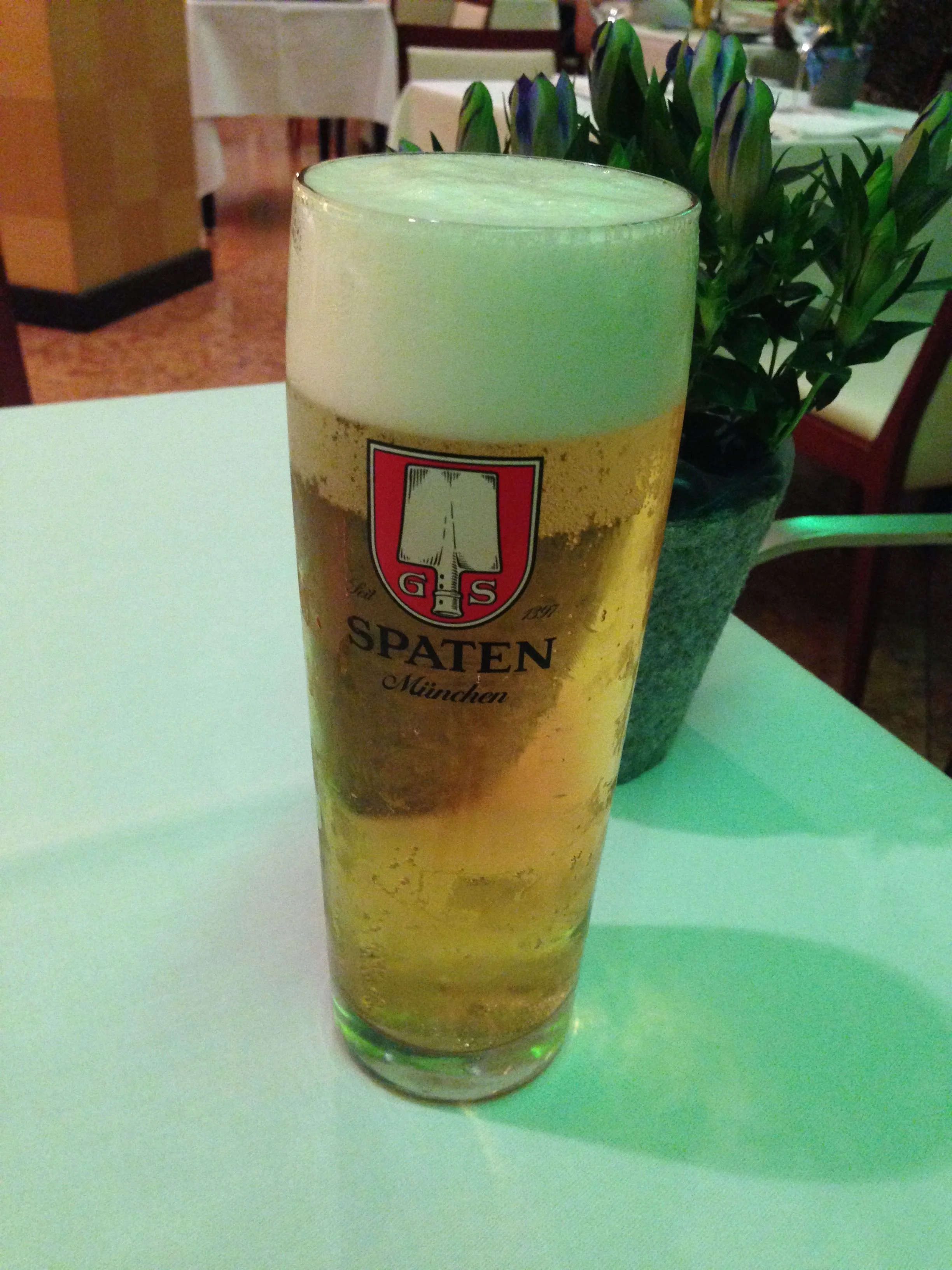 ビールをホテルで飲む