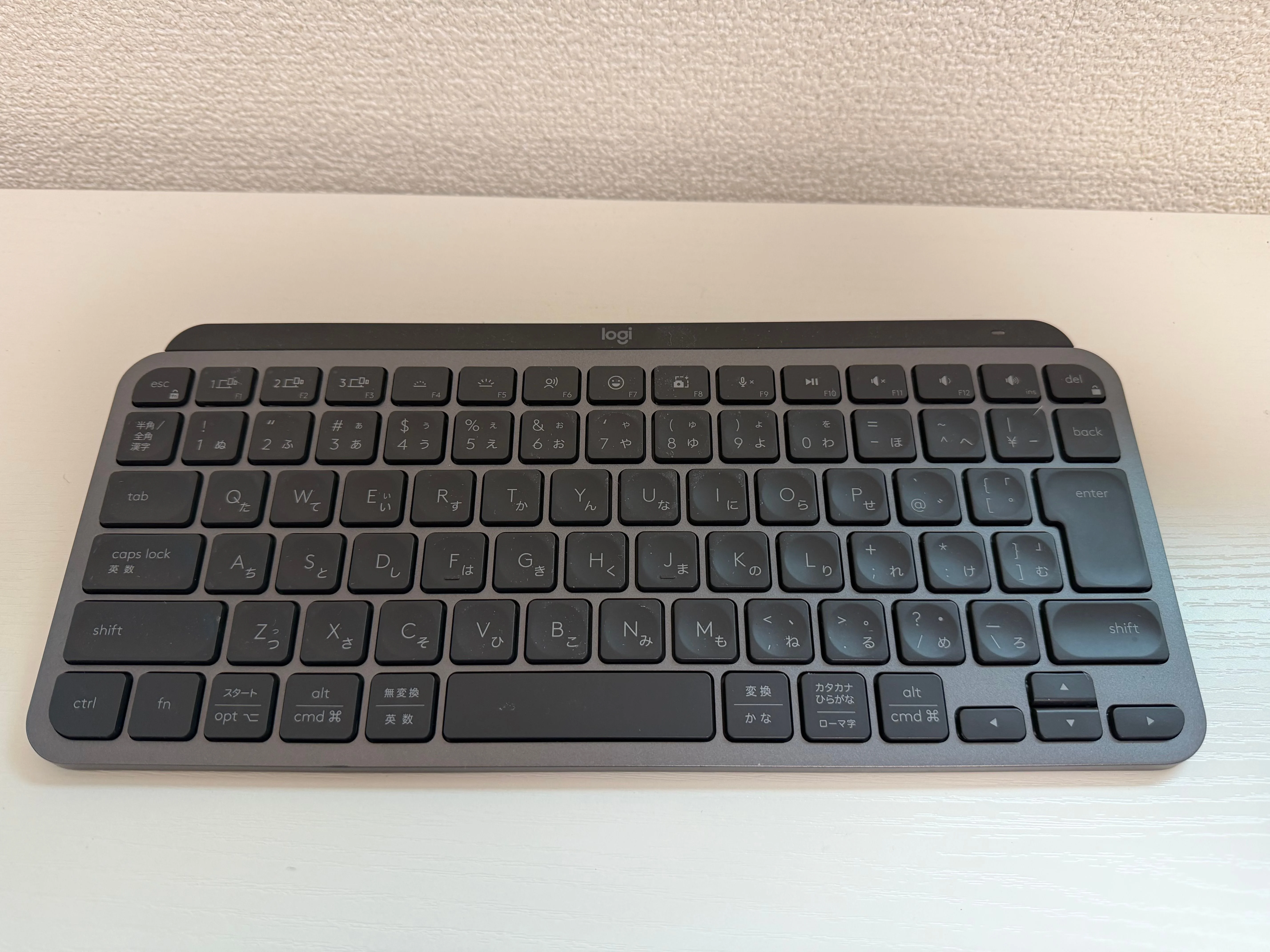 Logi のキーボードのレビュー