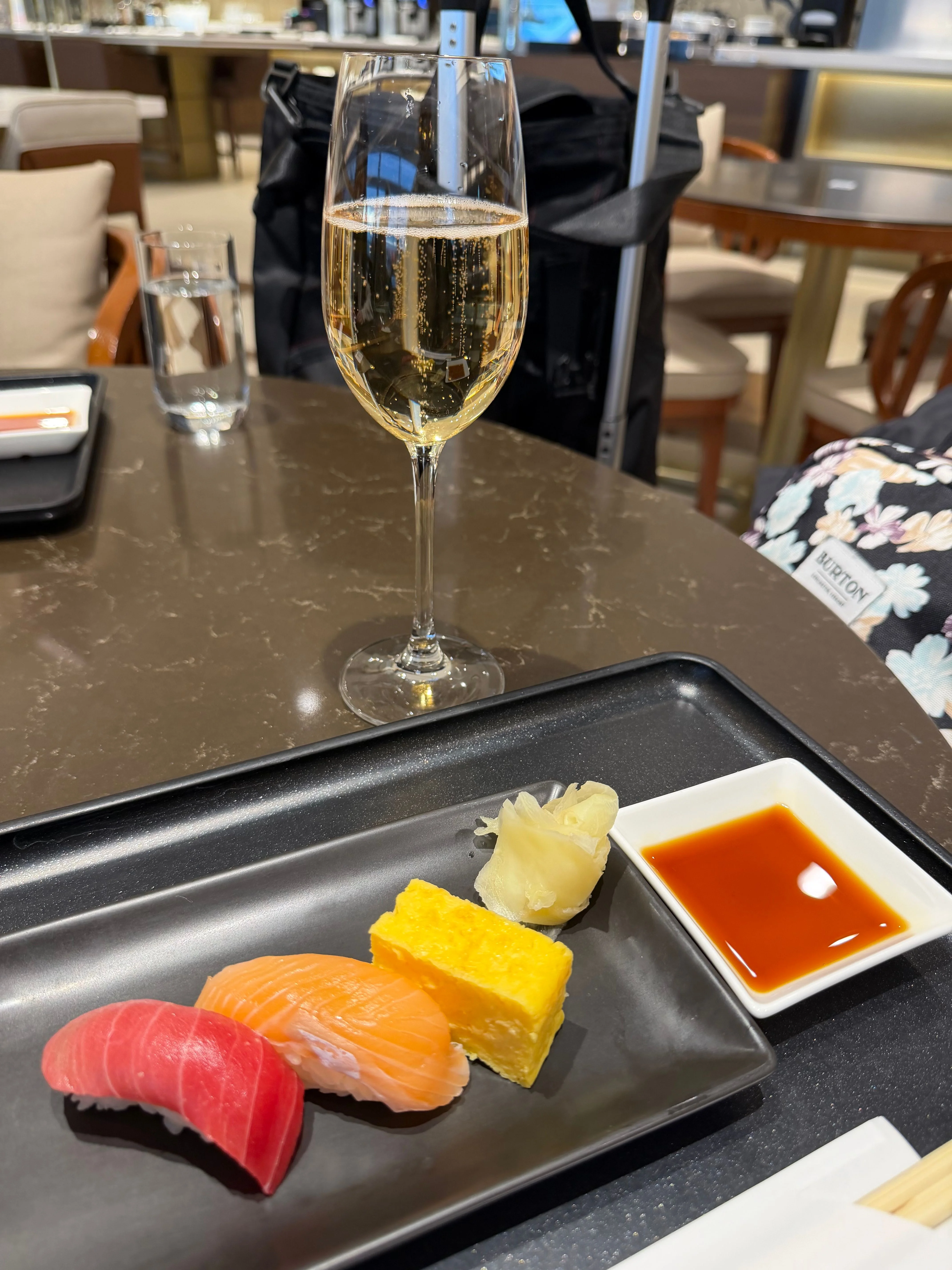 そしてお寿司とシャンパン