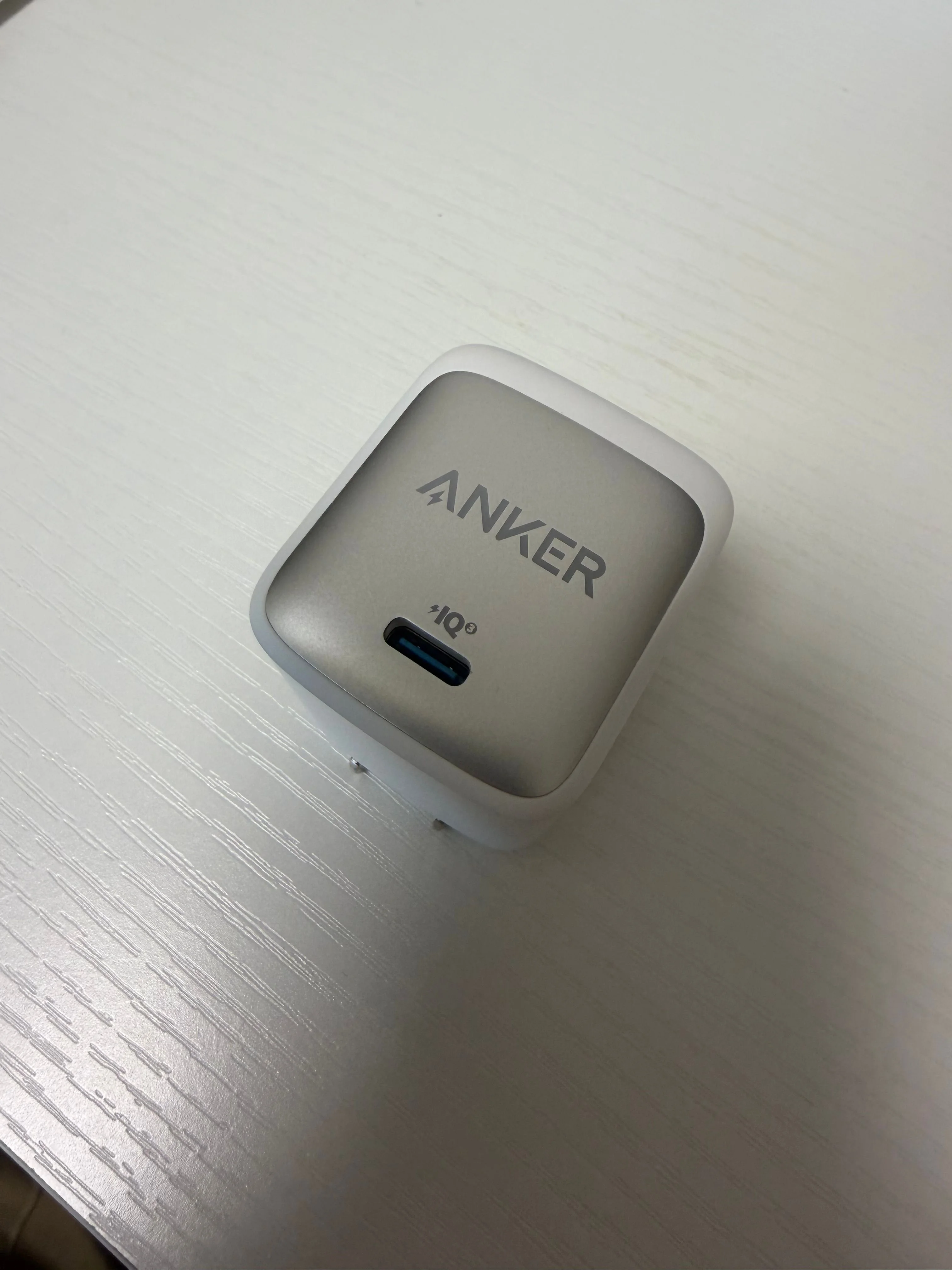 端子は USB-C 1つだけ