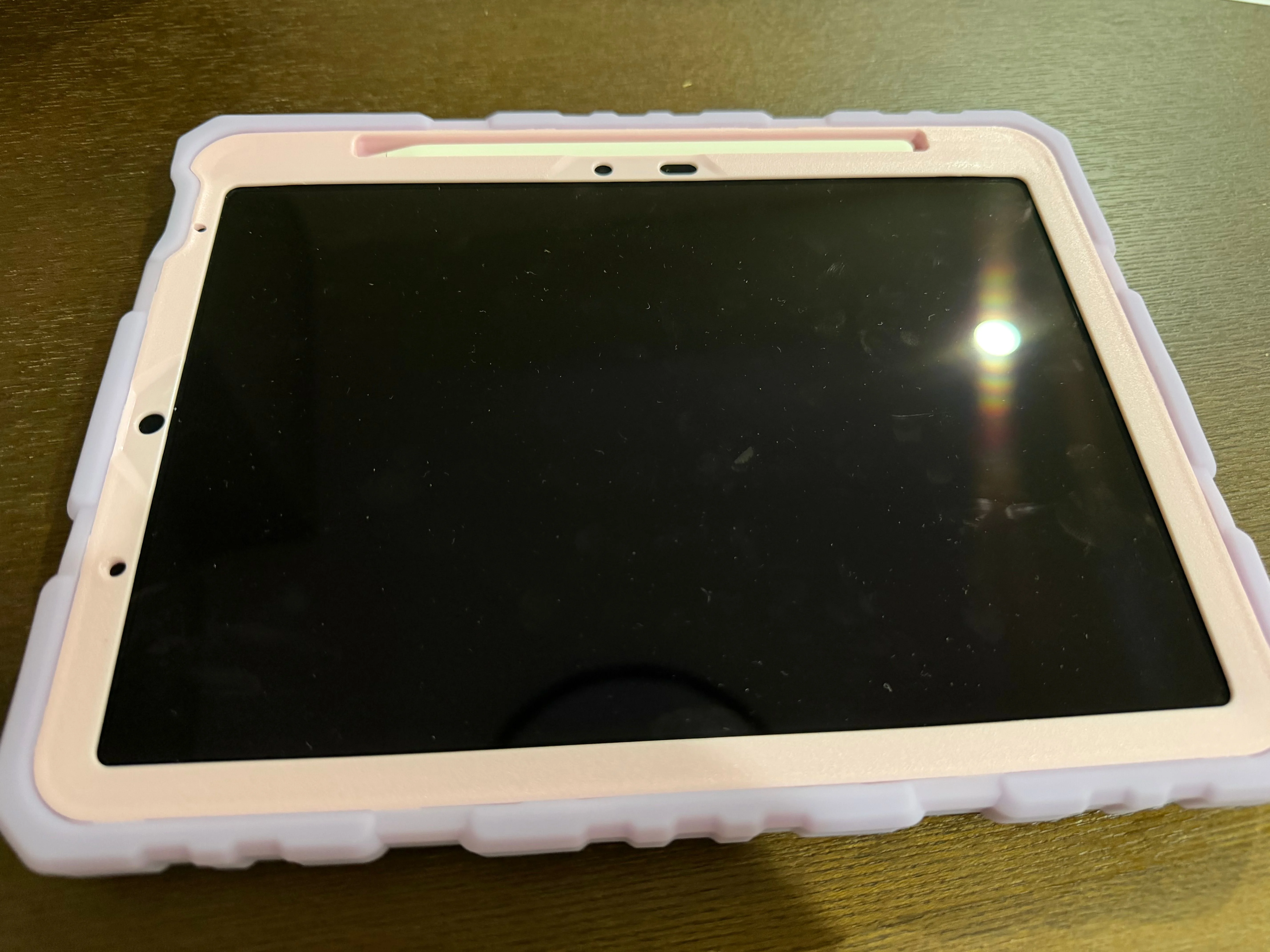 ケース装着後の iPad Air
