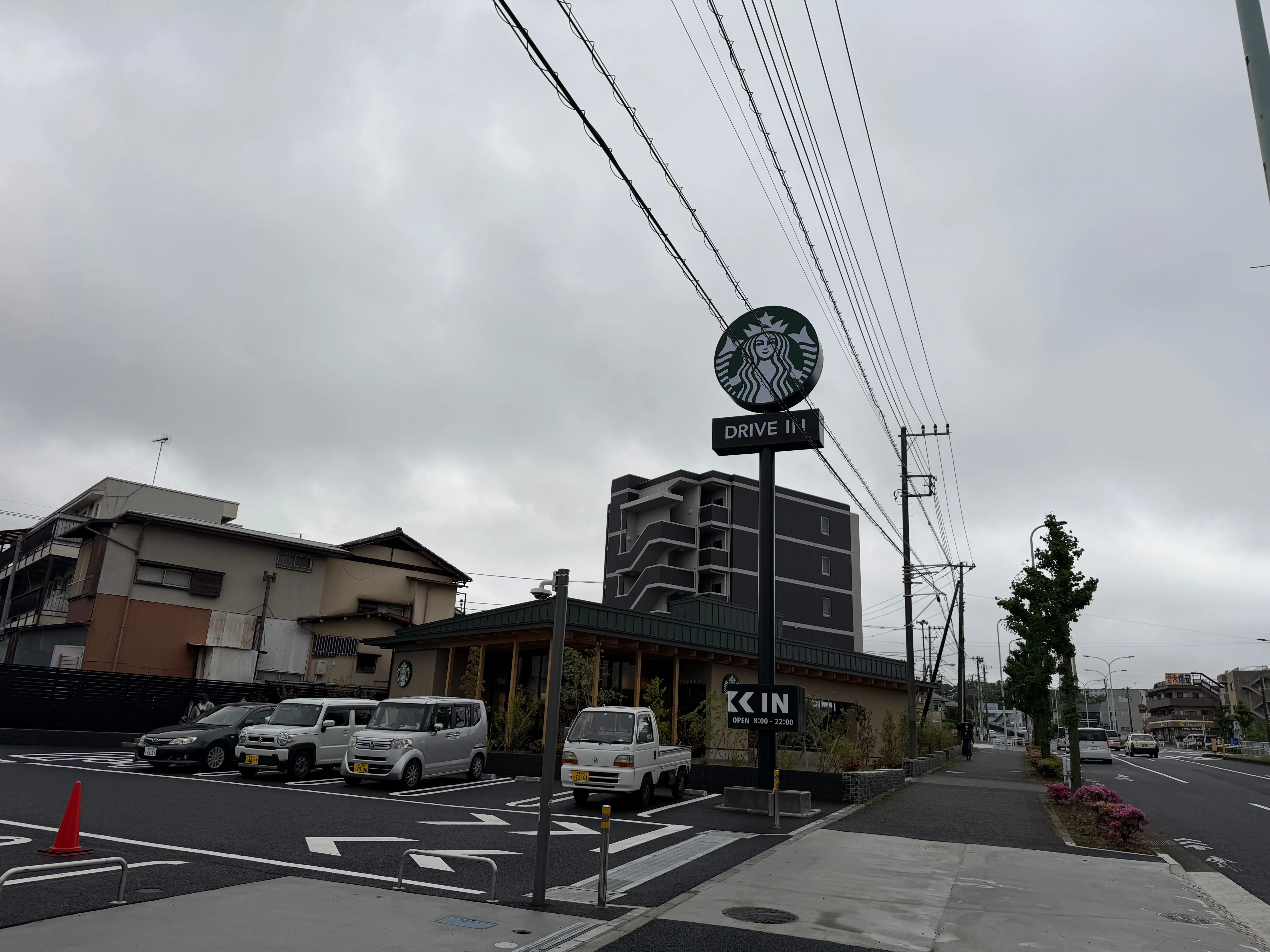 ドライブインのスターバックス