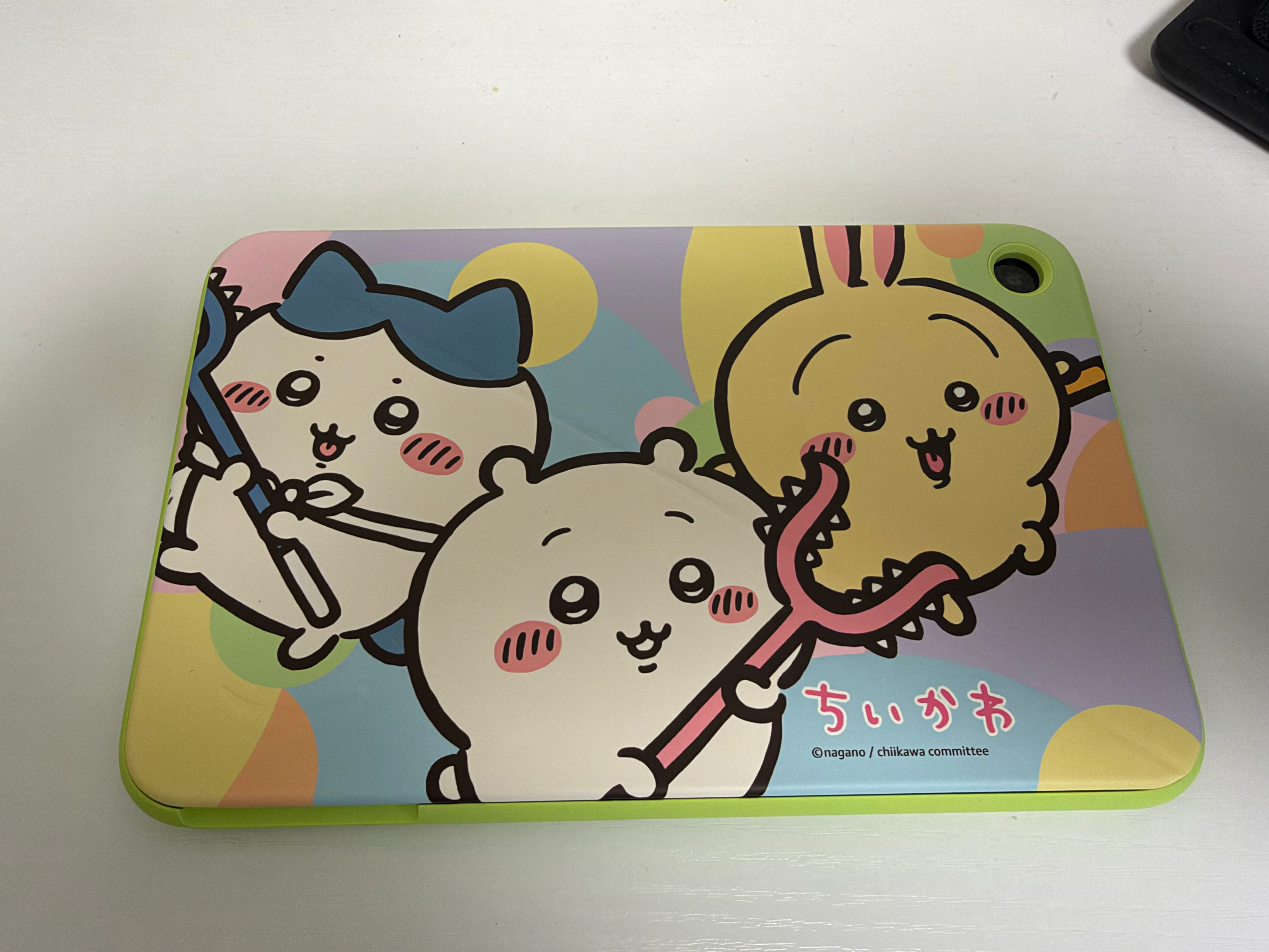 背面はちいかわデザイン