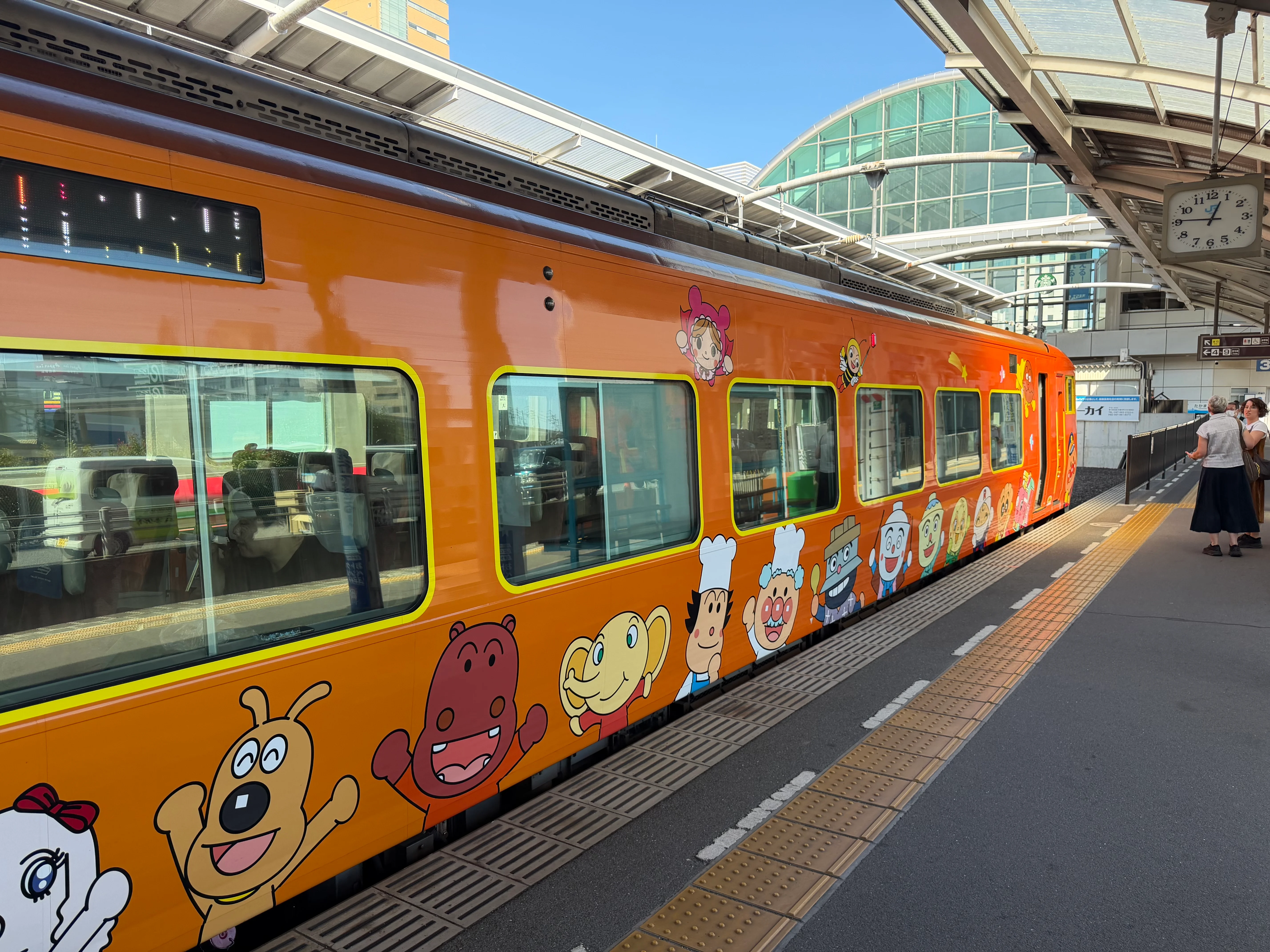 アンパンマン電車