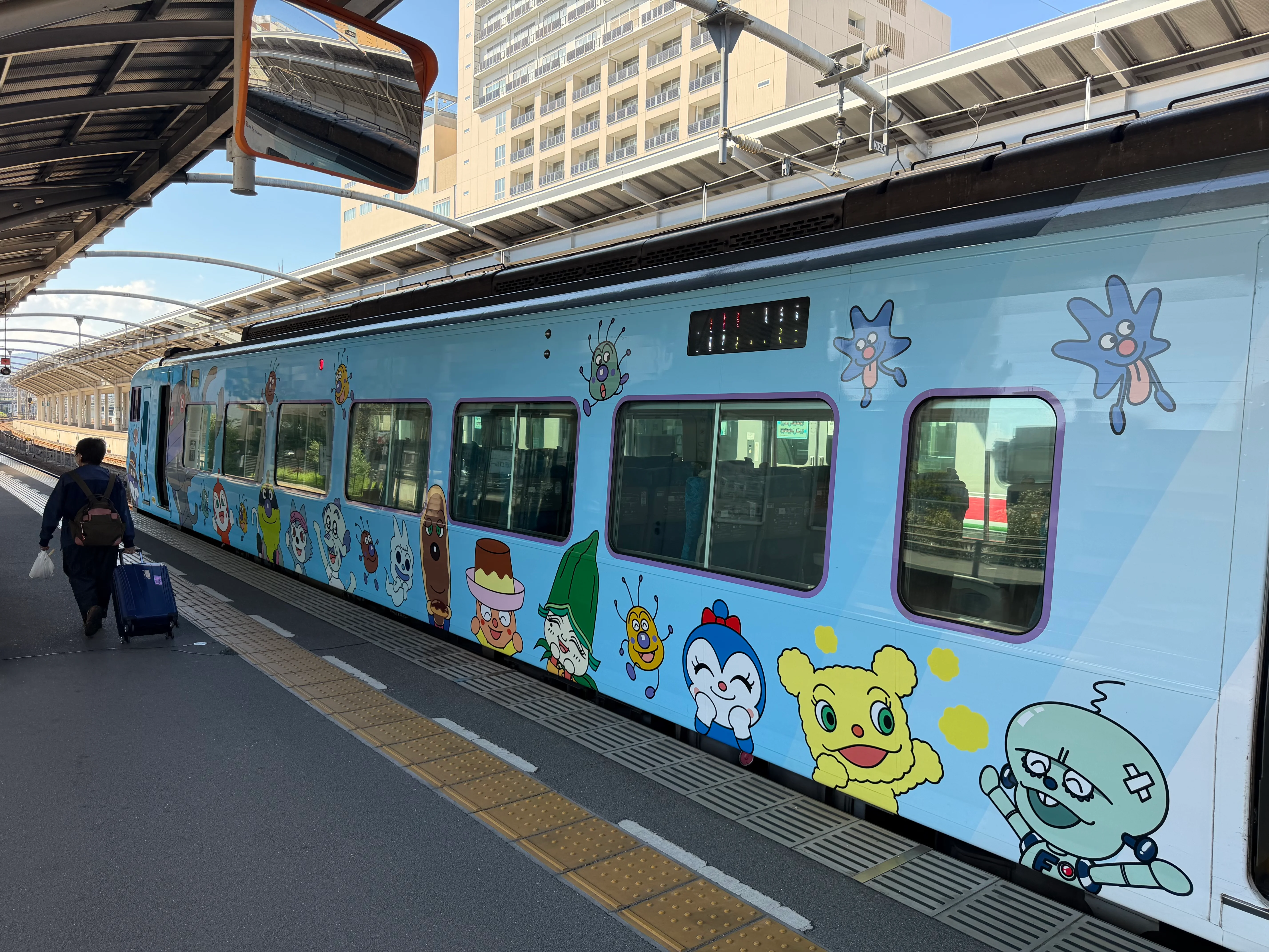 アンパンマン電車